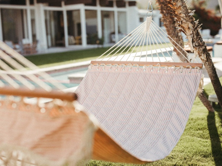 Business & Pleasure Co The Hammock - Lauren'S Pink Stripe Hot