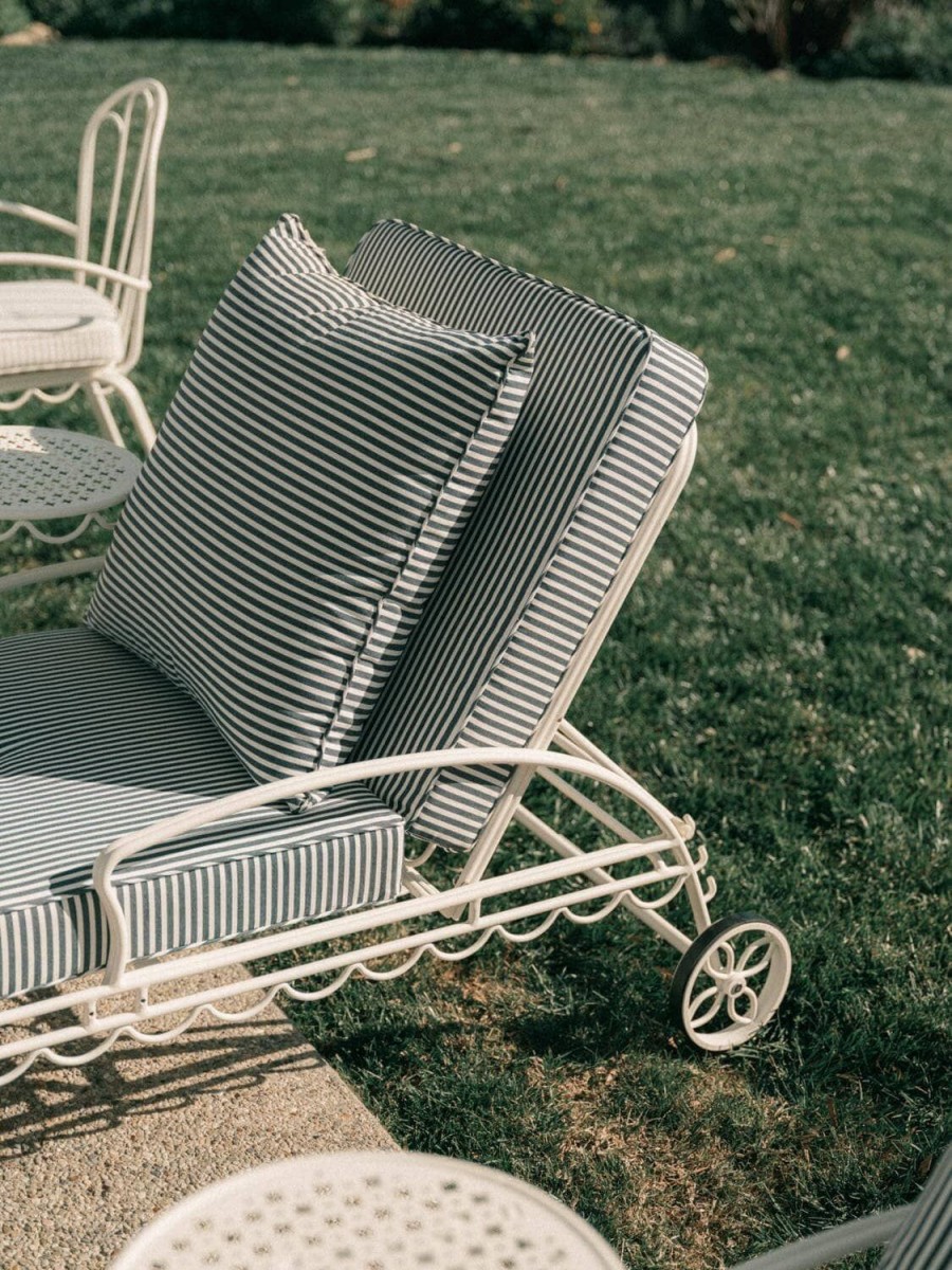 Business & Pleasure Co The Al Fresco Sun Lounger Cushion - Lauren'S Navy Stripe Hot